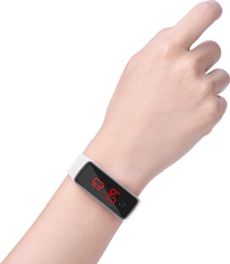 FILFEEL LED Wristwatch, Sports Silicone Strap Digital 12-Hour Dial Electronic Display Watches - Image 9